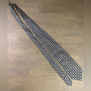 Vintage Fratelli Moda 100%‎ Silk Hand Made In Italy Block Tie